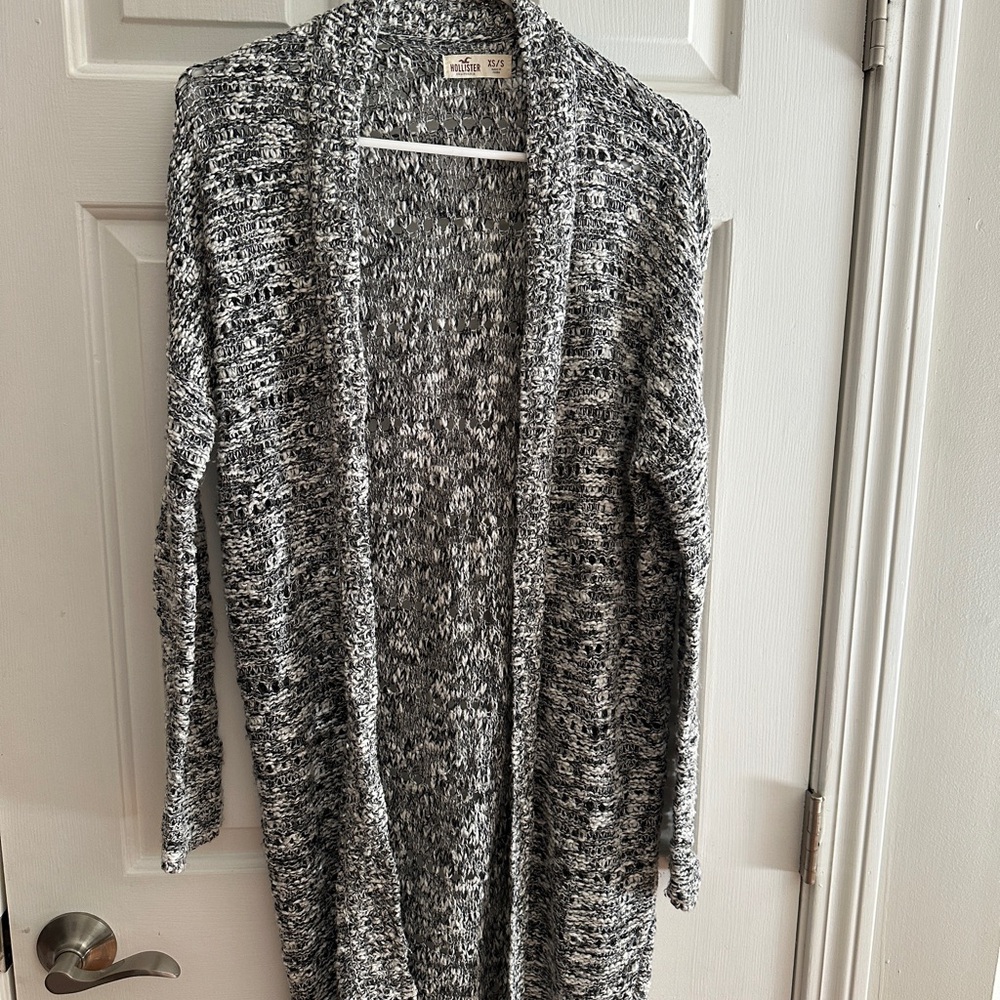 Hollister Black and White Knit Cardigan